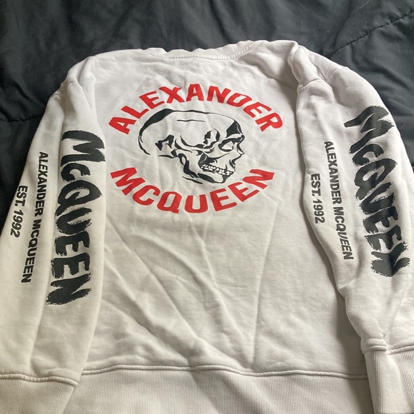 Alexander McQueen - Picture 2 of 2